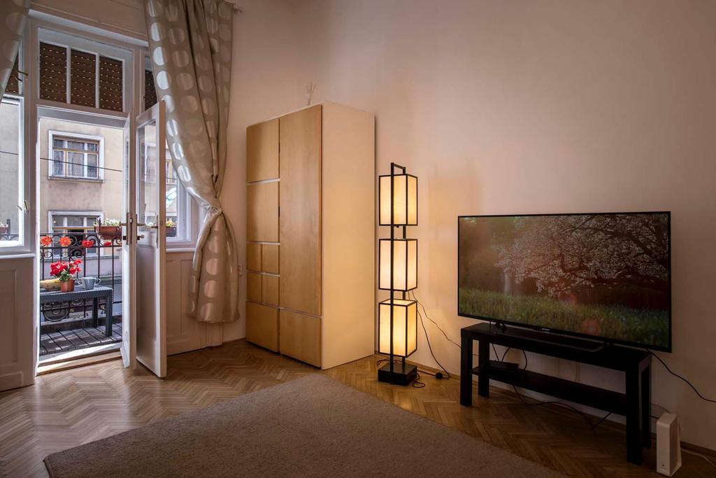 Lovely Flat Near The Danube Apartman *